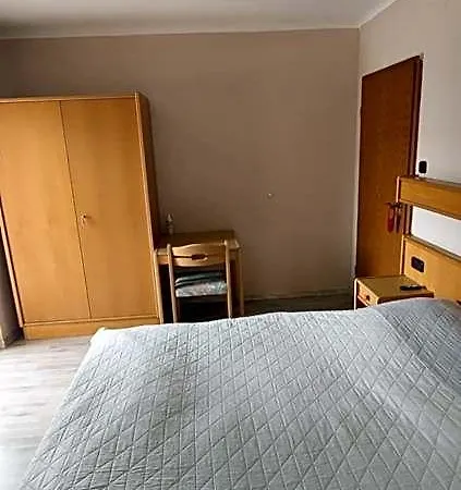 Black Bear Bikers Pub-hotel 3* Kempfeld