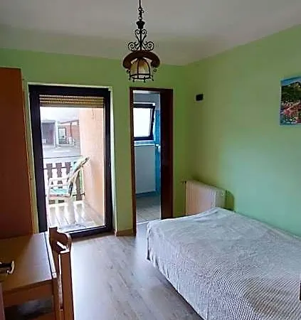 Zajazd Black Bear Bikers Pub-hotel 3*