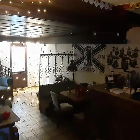 Black Bear Bikers Pub-hotel 3* Kempfeld