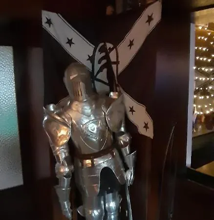 Black Bear Bikers Pub-hotel Kempfeld