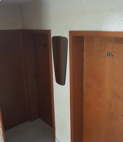 Black Bear Bikers Pub-hotel Kempfeld