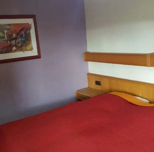 Black Bear Bikers Pub-hotel 3*